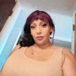 Meet your Posher, Adrienne